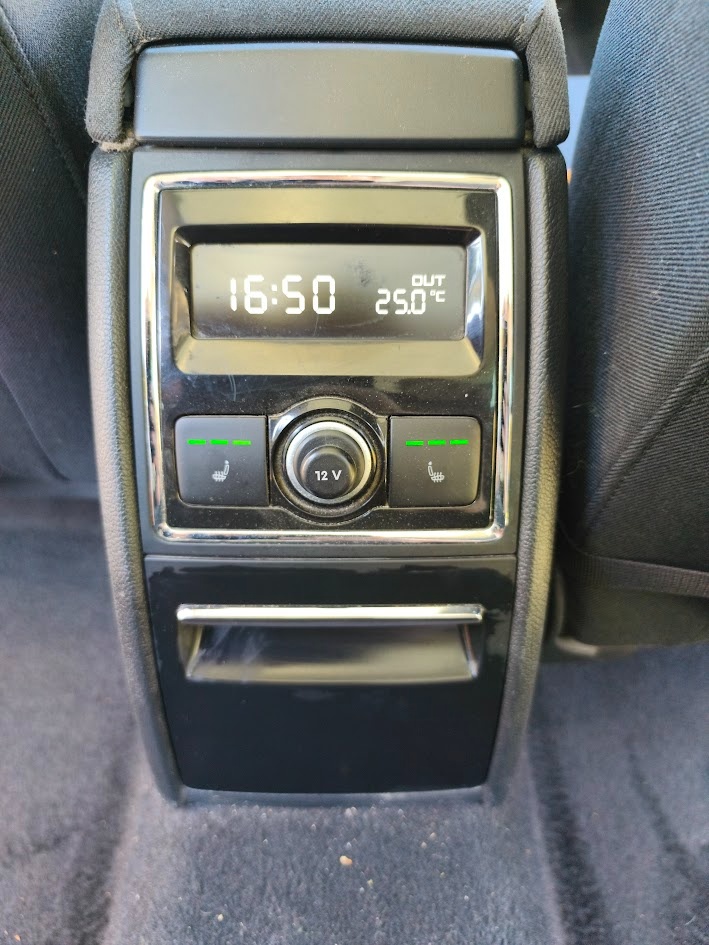 Superb 2 facelift - 2013 2.0 - 11