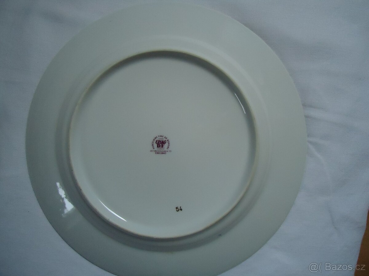 Hrnečky ClassicRoyal - HANDMADE,Dekorační talíř 3 gracie - 11