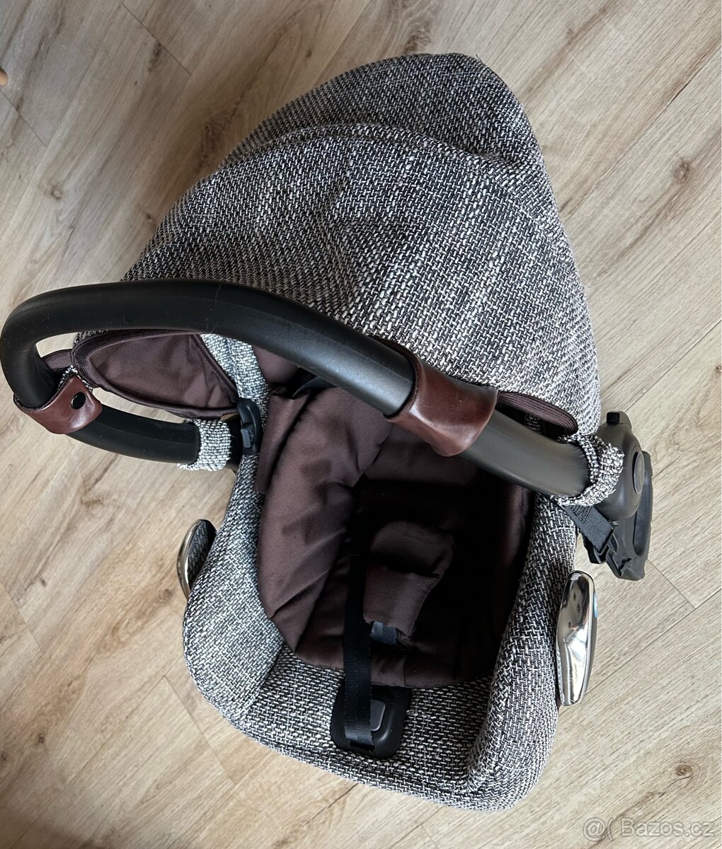 Kočárek (trojkombinace) zn. Jasmine - 11