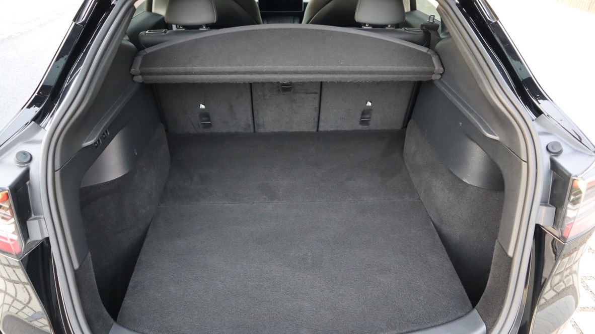 Tesla Model Y, Long Range 4WD, SoH 93.4% - 11