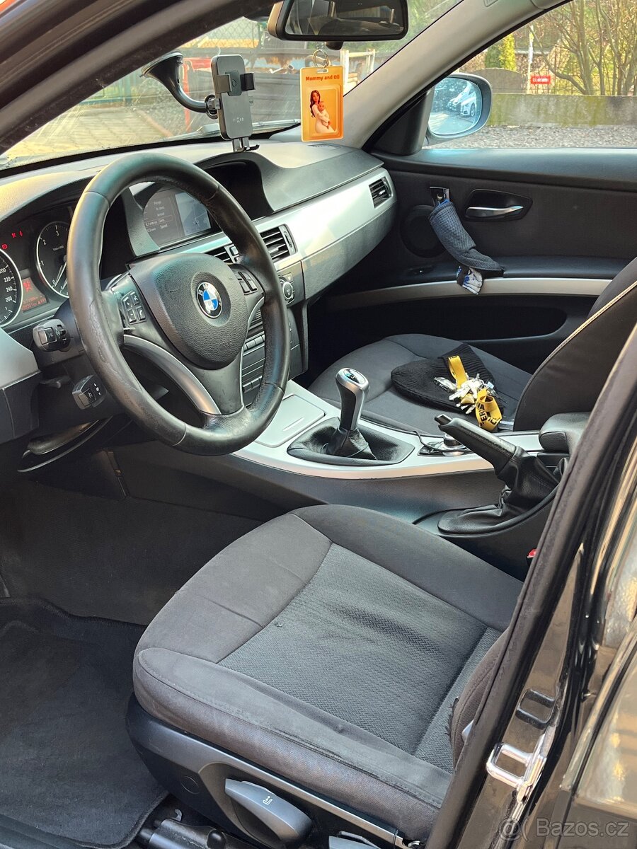 BMW e91 320d 130kw 2008 - 11