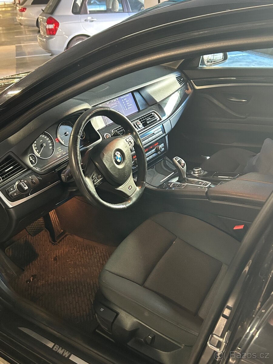 BMW F10 520 - 11