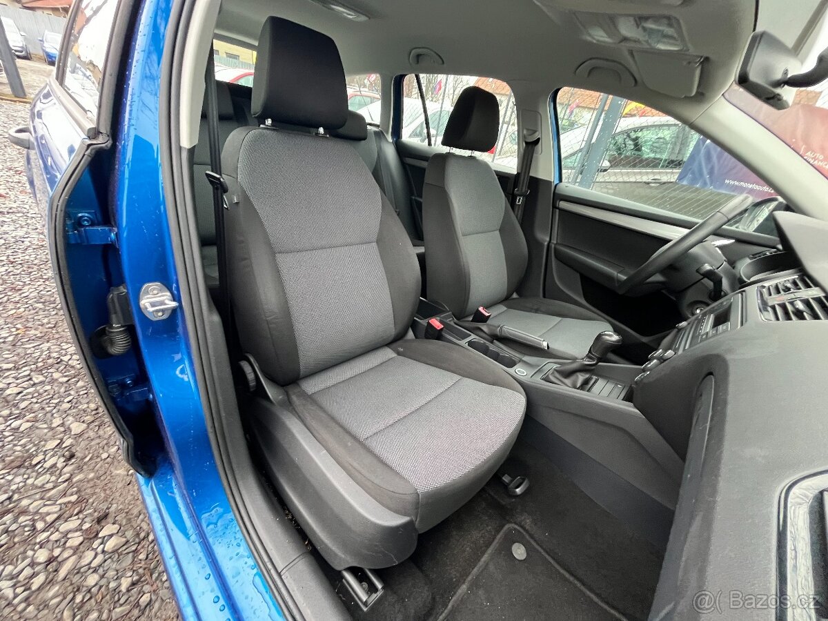 Škoda Octavia 1.2 TSi Serviska, Klimatizace - 11