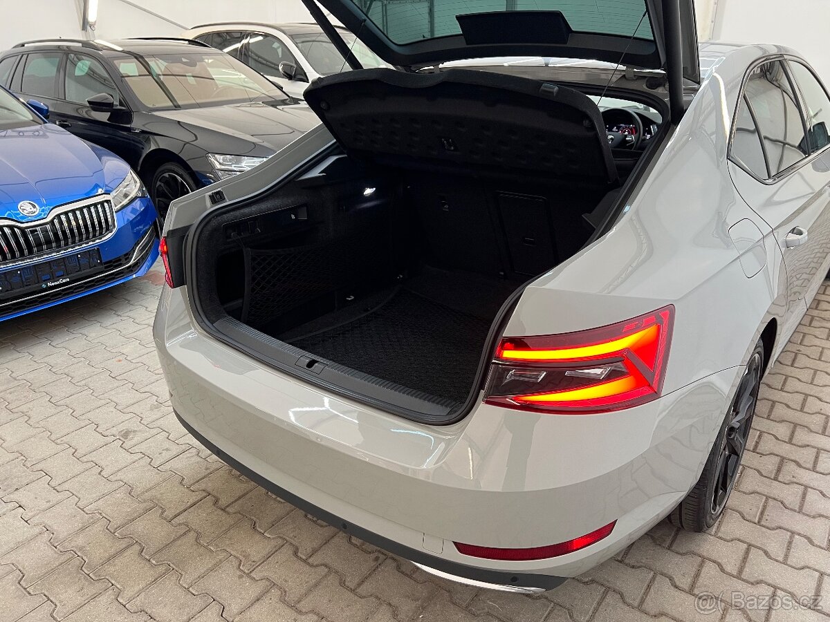 Škoda Superb III sedan 2.0TDi,147kW,DSG,Sportline,LED,DPH - 11