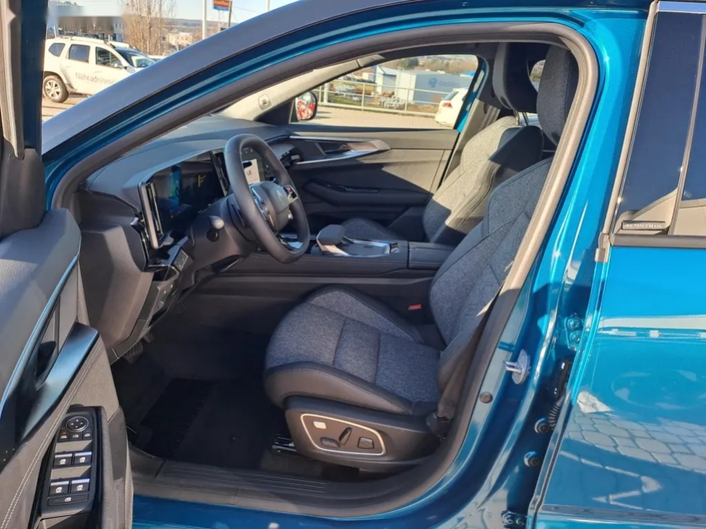 Renault Austral, techno full hybrid E-Tech 200 - 11