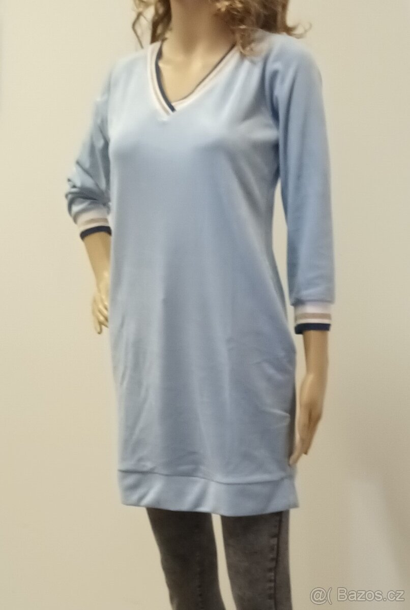 Mikinové šaty 1 - 11