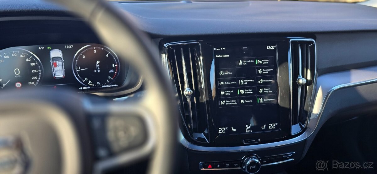 Volvo v60 D4 140kw + druhá sada kol - 11