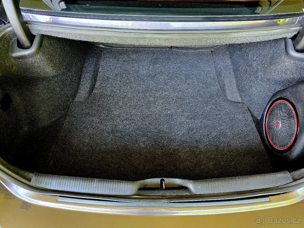 Dodge Charger, 5.7 Hemi ODPOČET DPH RADAR - 11