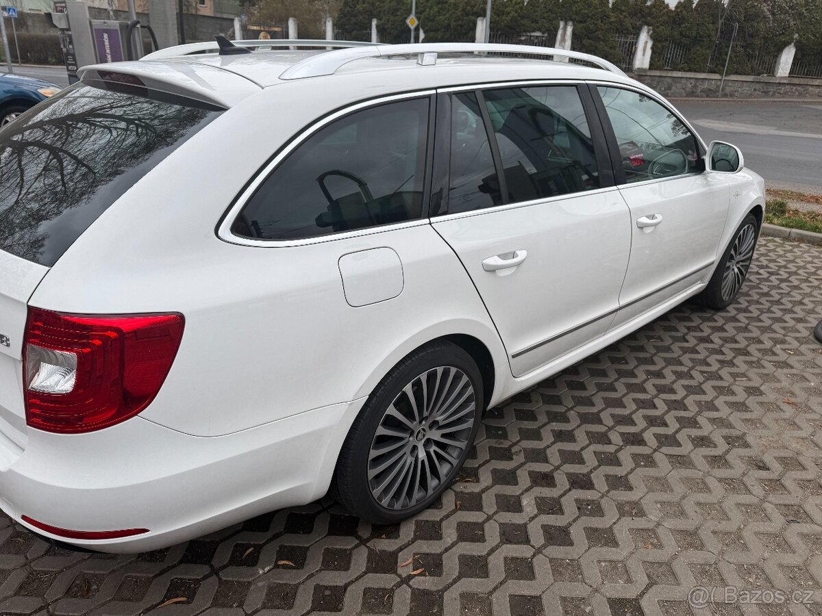 Superb 2 FL Laurin & Klement - 11