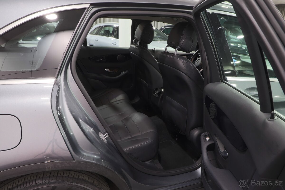 Mercedes-Benz GLC220d 125kW 4x4 - otevřeno celý víkend do 20 - 11