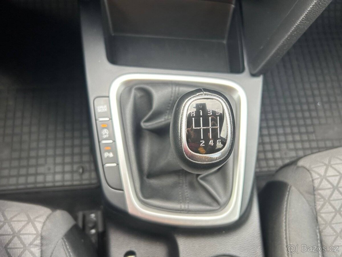 Kia Cee´d, 1.6 CRDi 100kW/1.Maj./DPH/ČR - 11