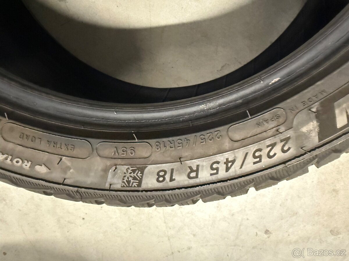 prodám zimní 225/45/18 Michelin a Pirelli - 11