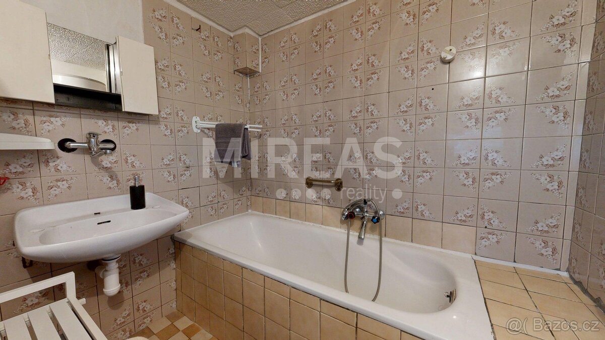 Lysá nad Labem, prodej rodinného domu 4+1 (možnost 5+1) s po - 11