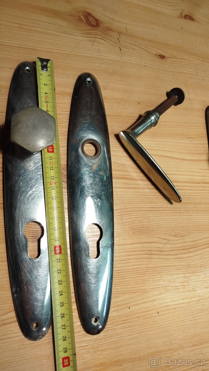 Mosazné kování - 11