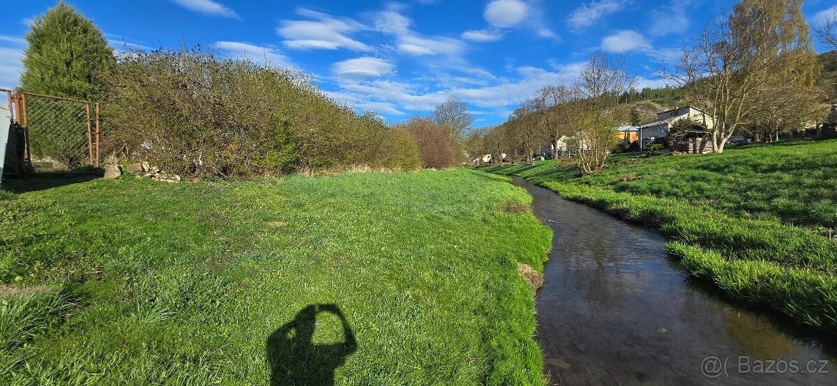 Zahrada s chatkou - 11