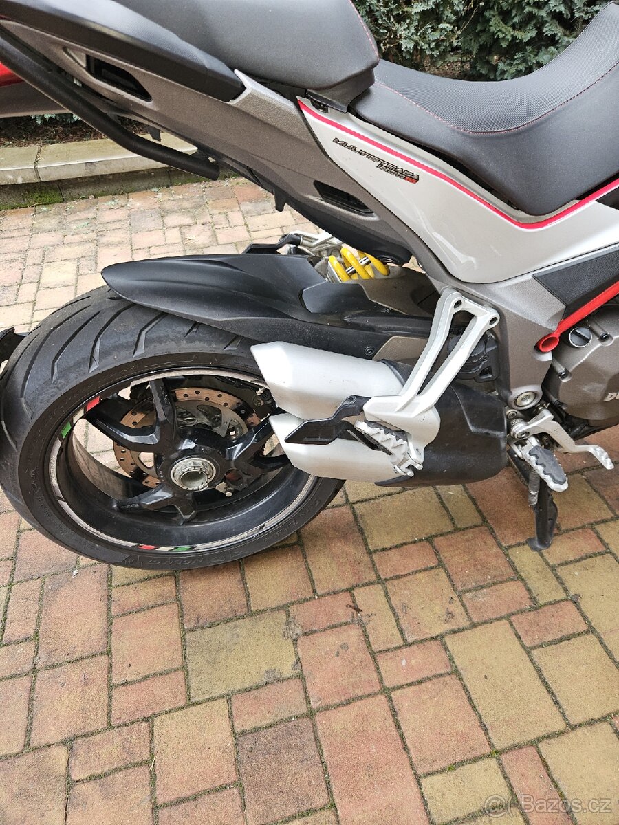 Ducati Multistrada 1200s - 11