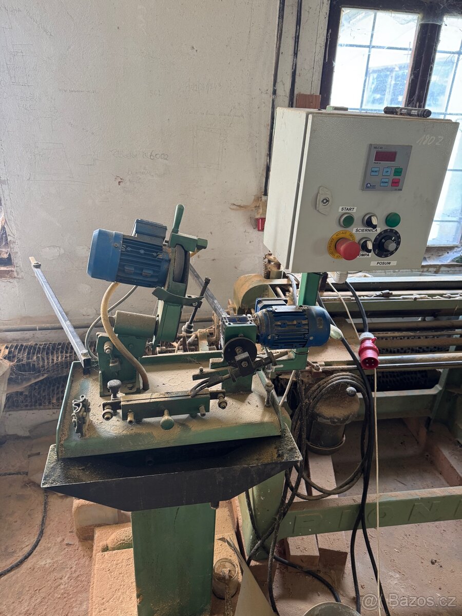 Kmenová pasová pila-mobilní - 11