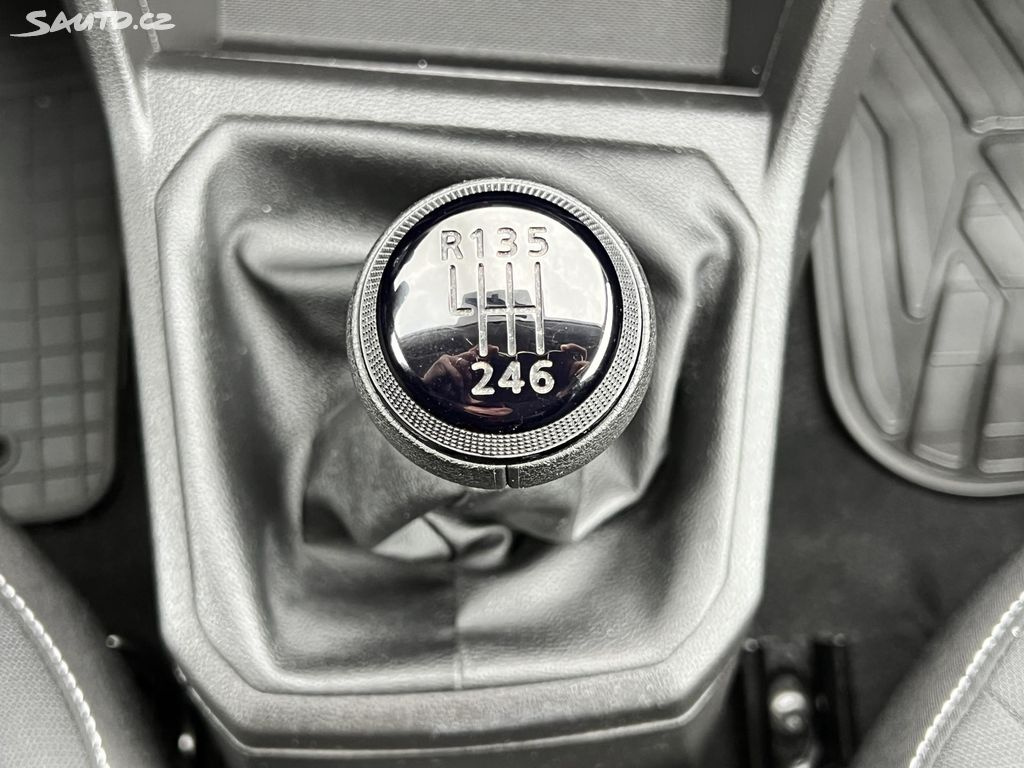🚗 Dacia Sandero Stepway 1.0TCe LPG ČR 1.MAJ. - 11