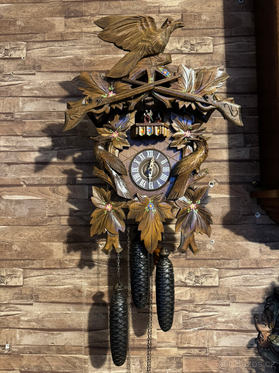 Perfektní starožitné kukačky s hracím strojkem. - 11