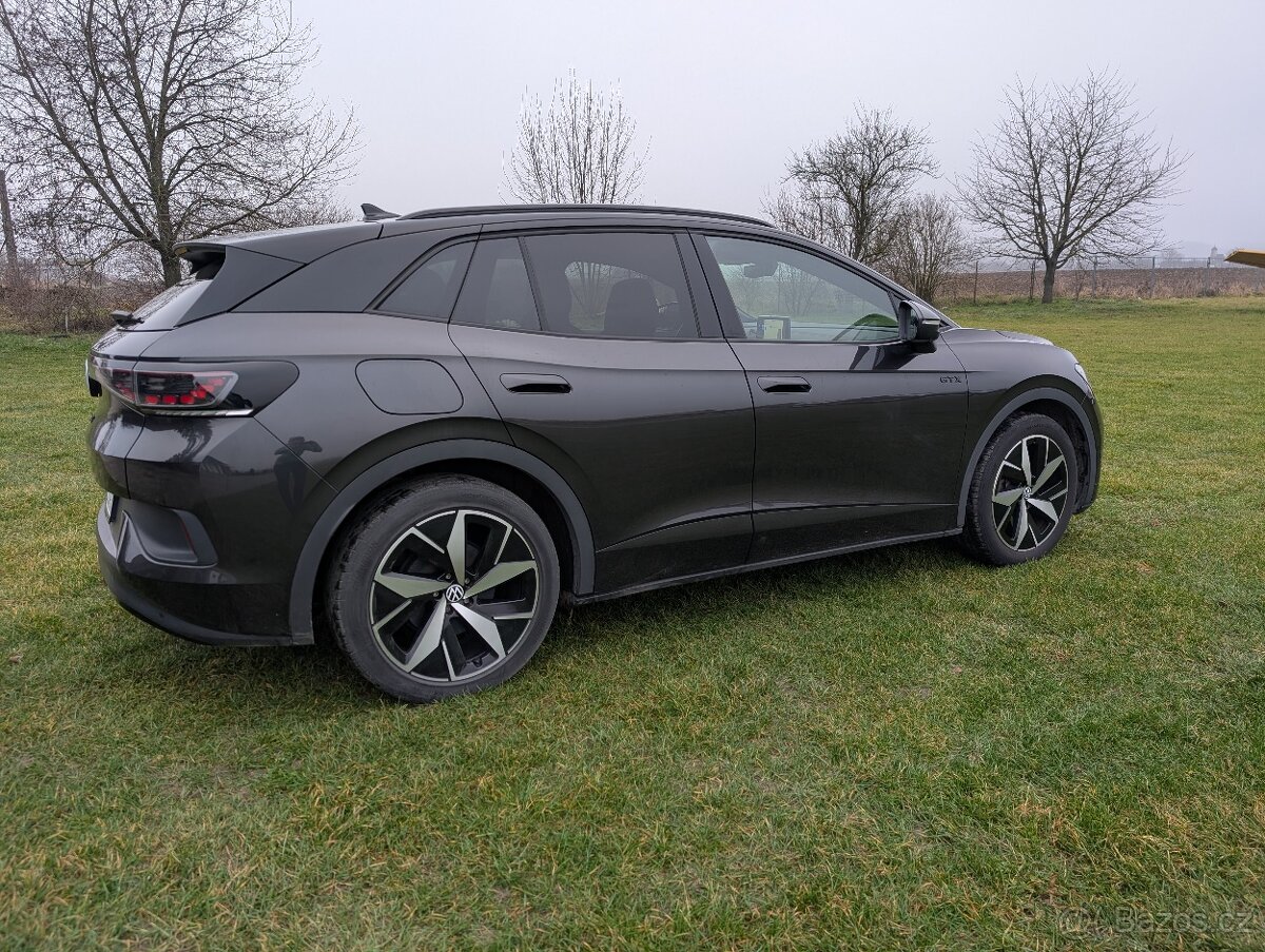 VW ID.4 GTX, 4x4, 10/2022, Matrix full - 11