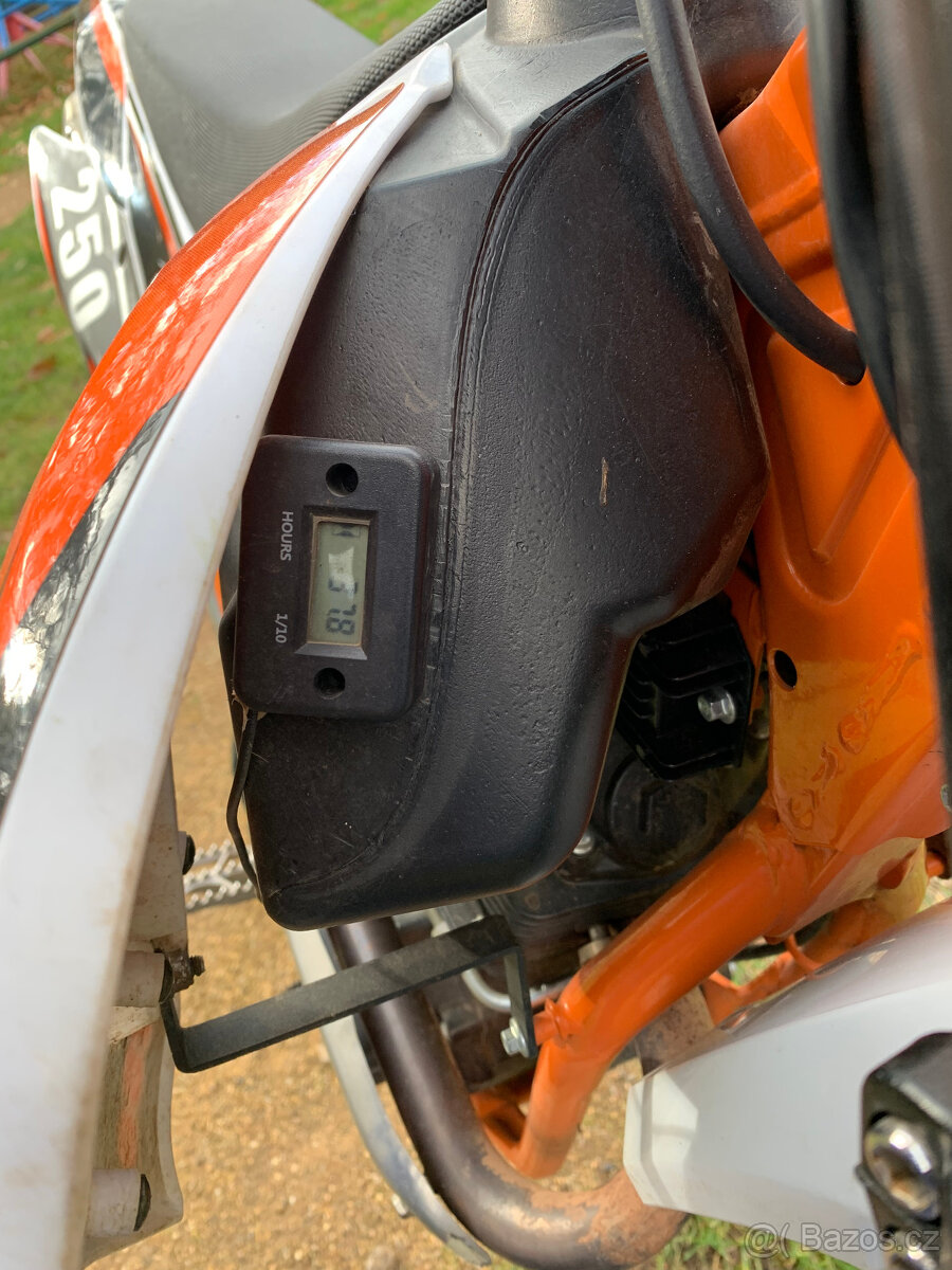 LeraMOTORS Killer 250 ccm - 11