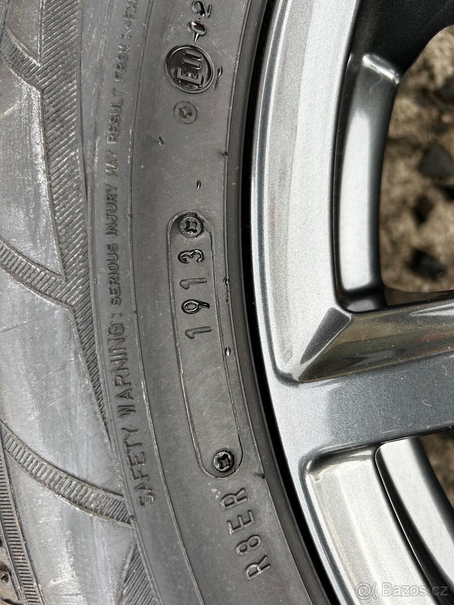 5x114,3 r17, alu kola , 215/60/17 - 11