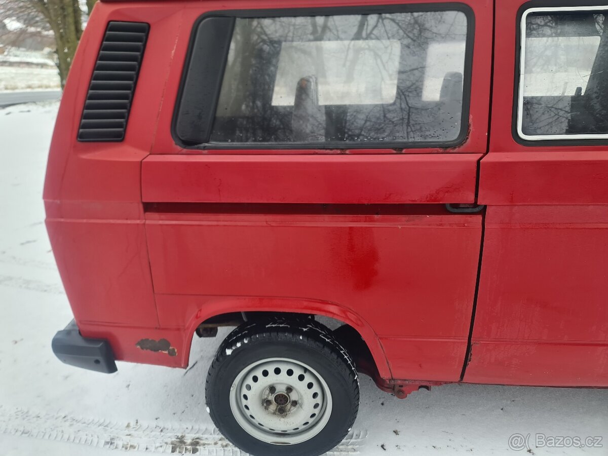 VW Transporter T3 Caravela - 11