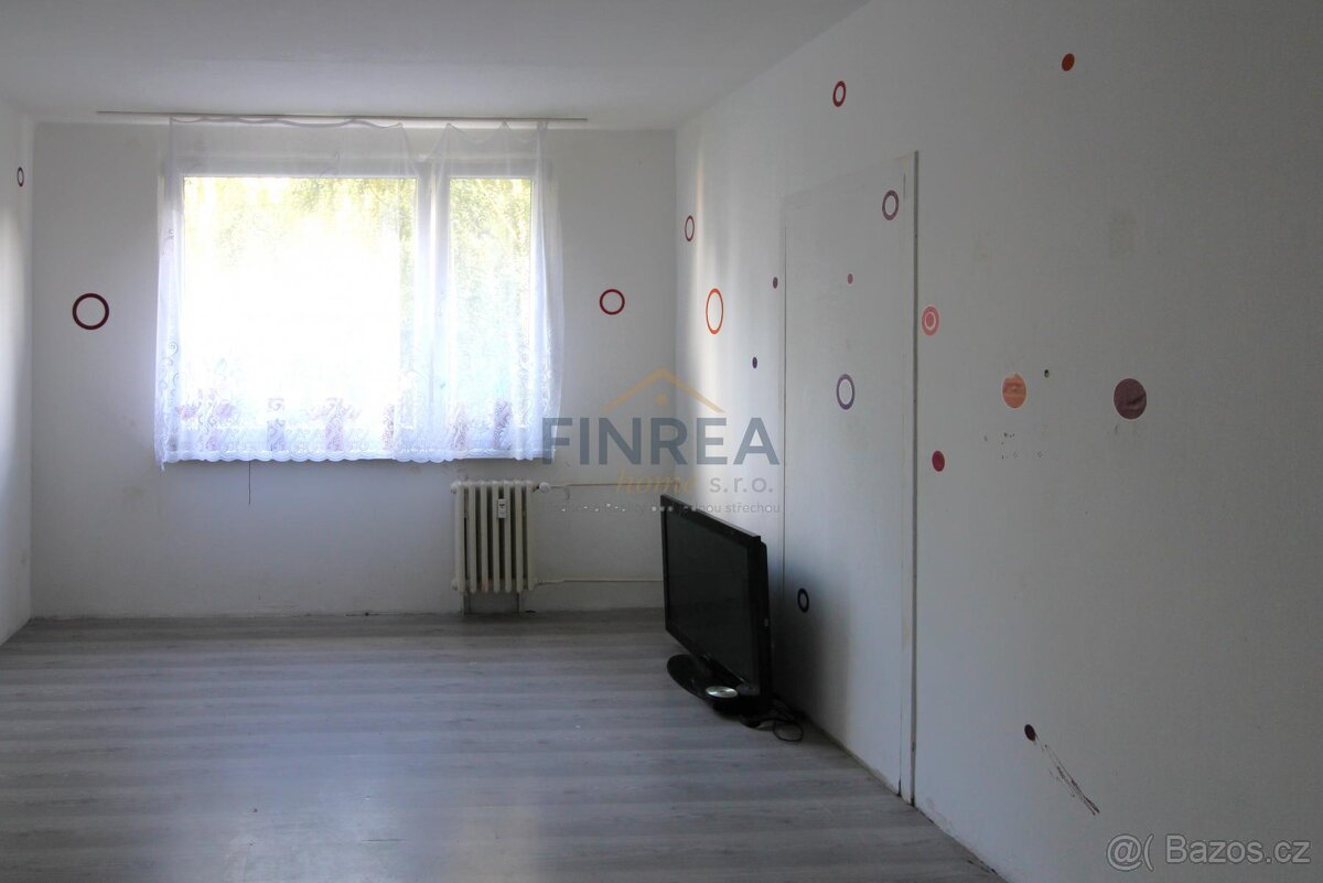 PRÁVĚ ZLEVNĚNO Prodej bytu 4+1 99 m2 Karla Čapka, Krupka - 11