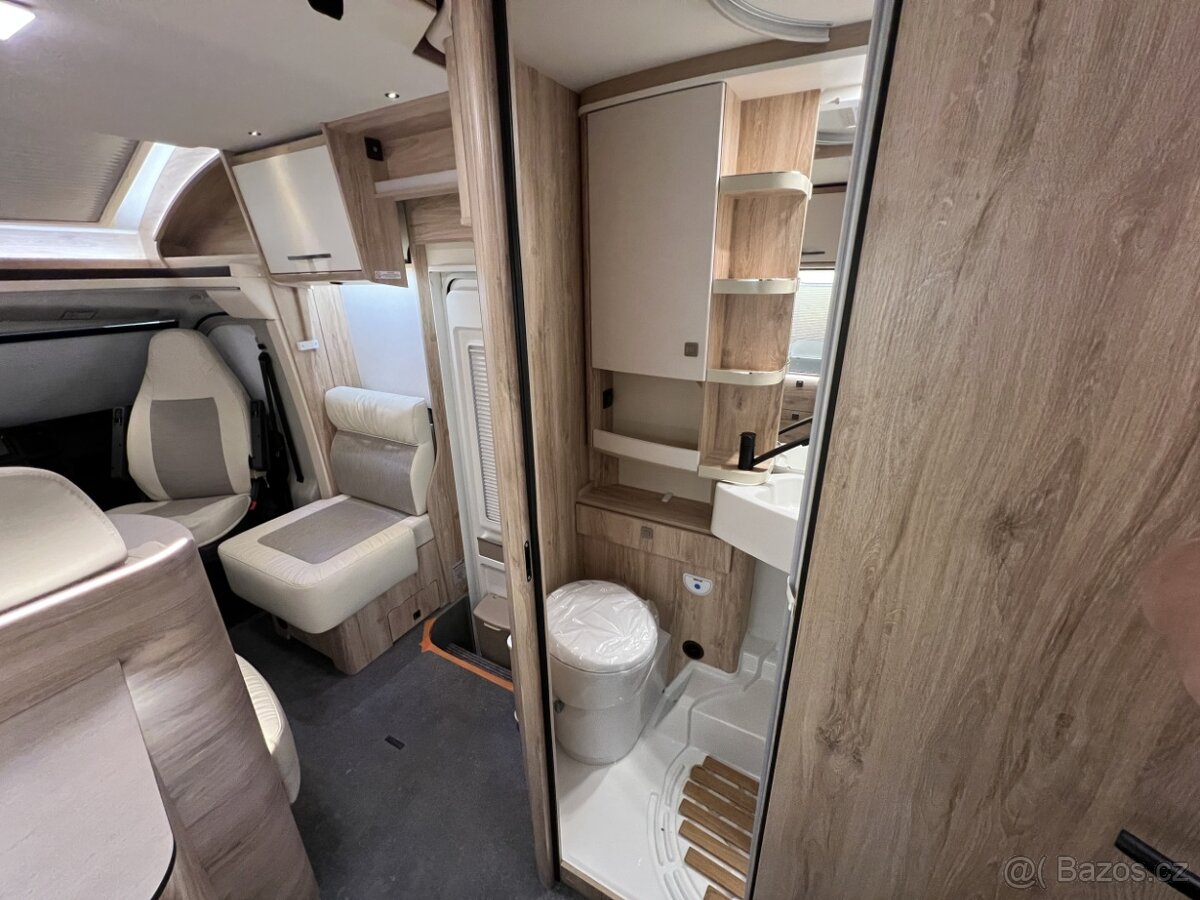 EURA MOBIL PROFILA RS 695 EB 2025 - 11