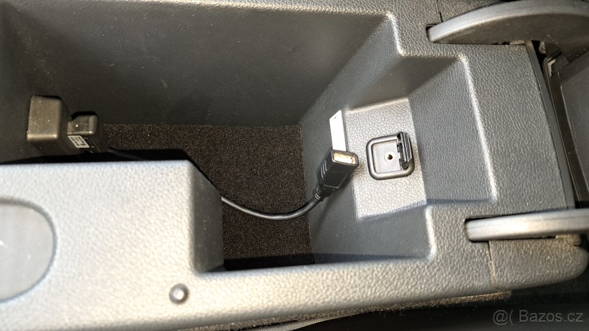 ŠKODA SUPERB II FACELIFT 2.0 TDI, DSG, 06/2015 - 11