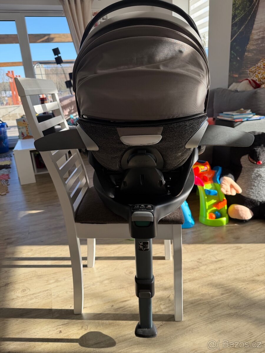 Cybex CLOUD Z I-SIZE + základna Base Z - 11