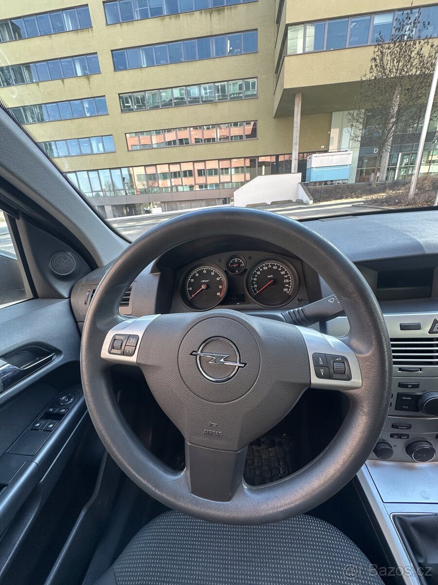 Opel Astra - 11
