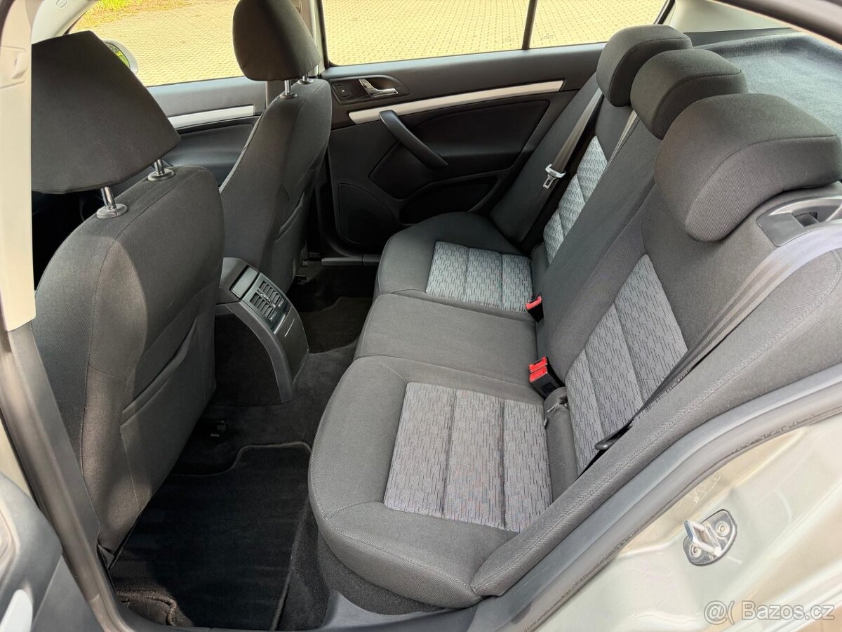 Škoda Octavia 1,2 TSI Elegance/77 kW/1.maj - 11