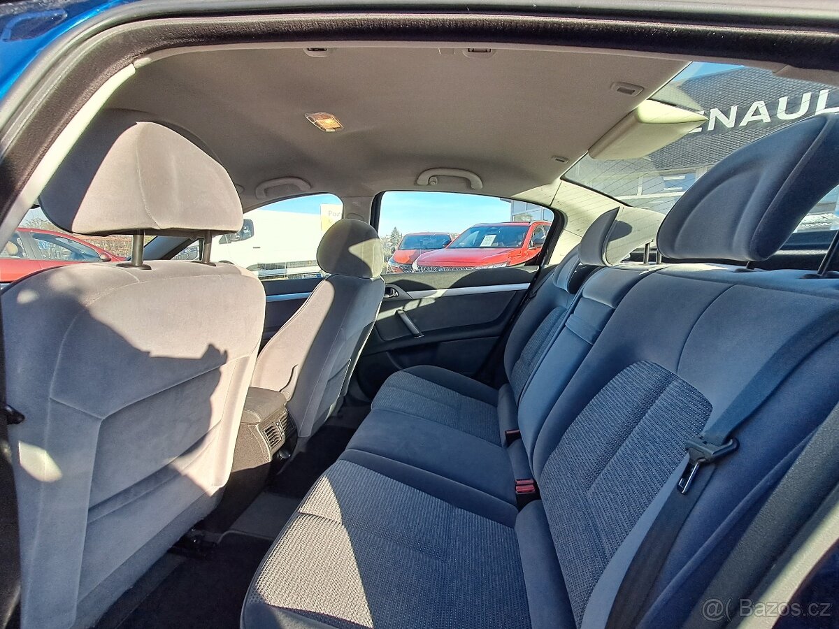Peugeot 407 - 1.8/92 kW/ČR/2006 - 11
