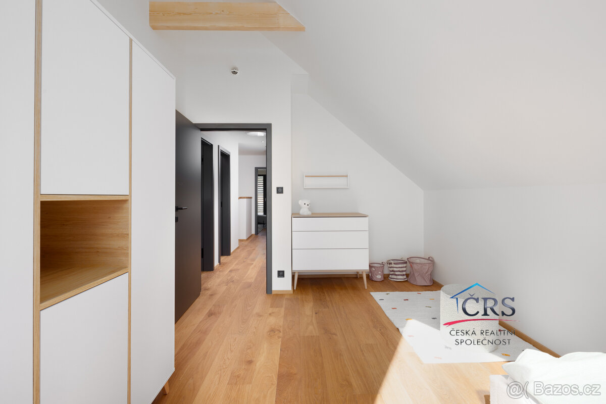 RD 4+kk/T, parkování pro 2 auta, Nová ves pod Pleší - 11