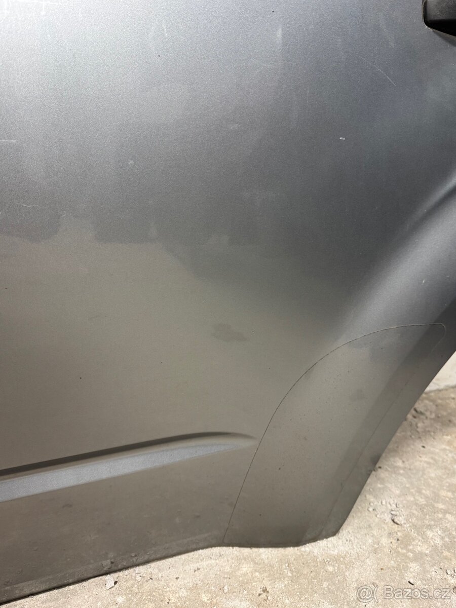 Subaru Forester, Levé dveře - 11