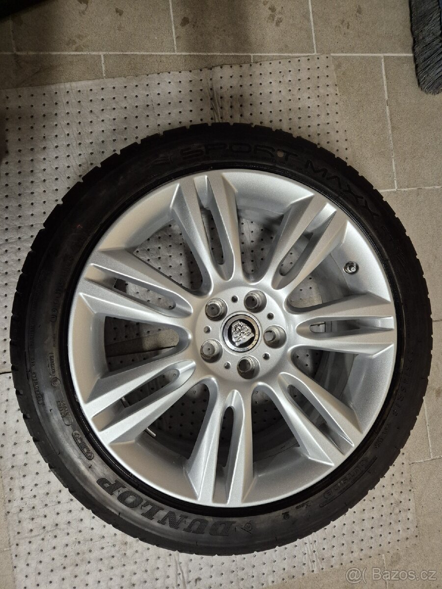 Alu kola Originál Jaguar XE 5x108 Dunlop 225/45/18 TPMS - 11