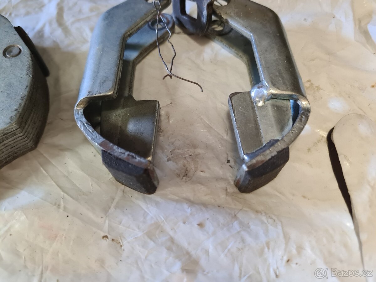 Brzdové čelisti - 11