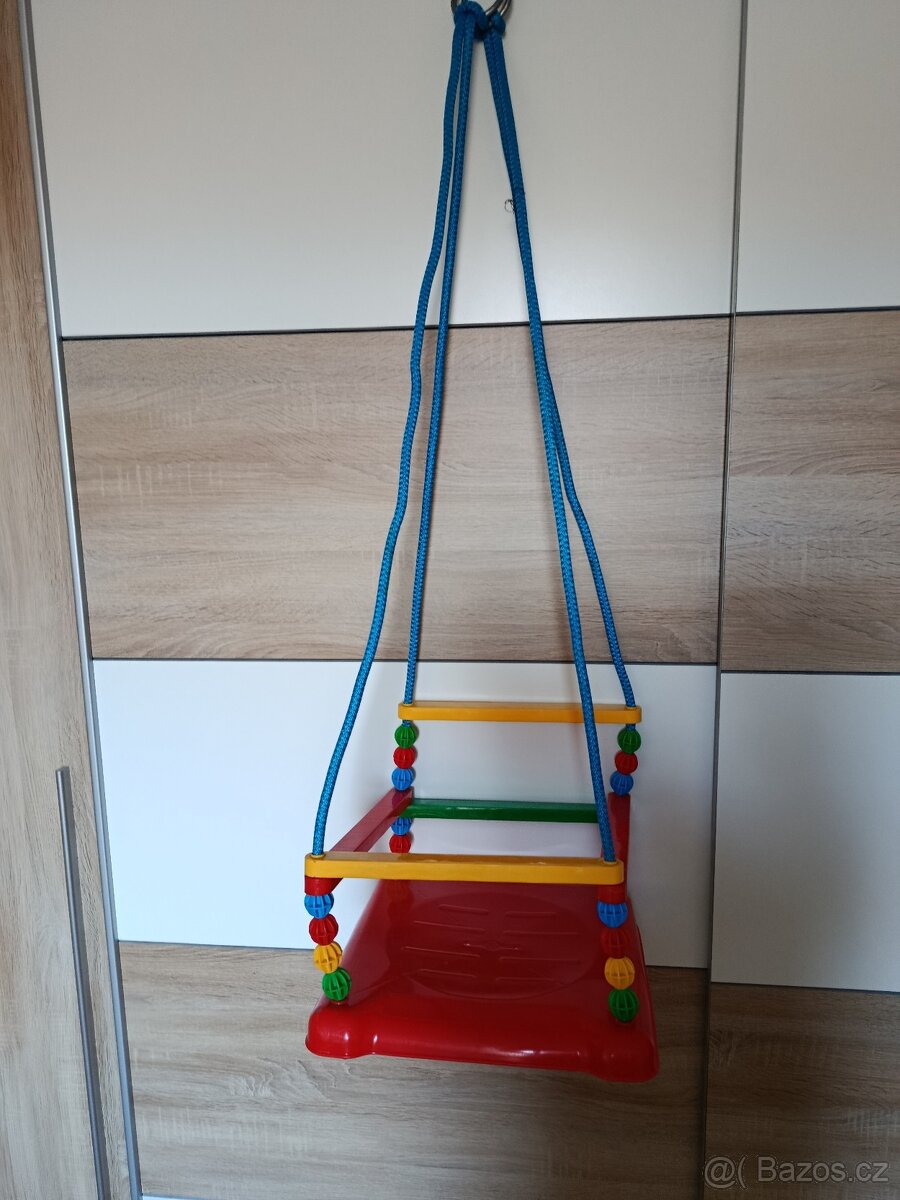 Zahradní plastová houpačka - 11