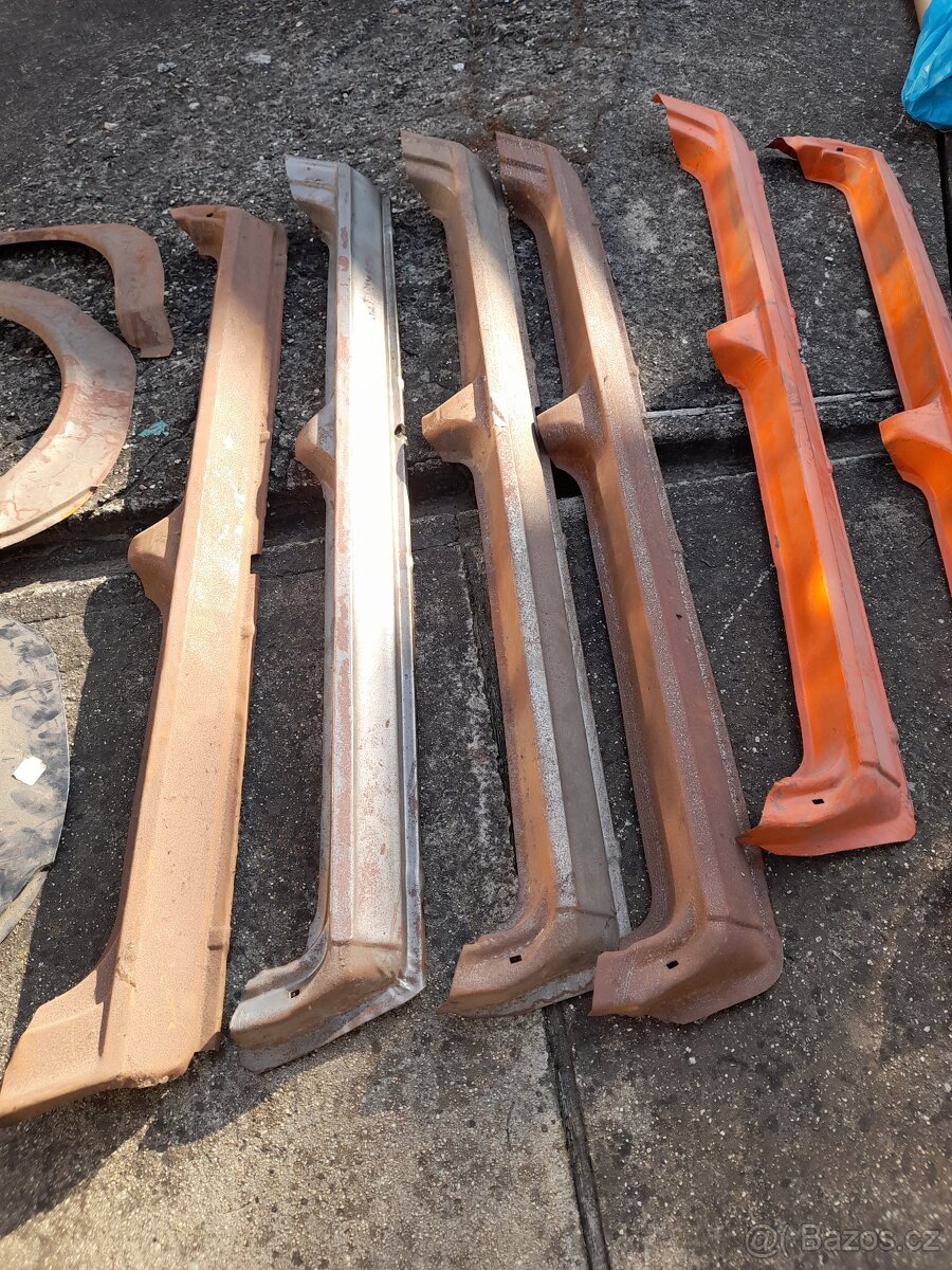 Škoda 105 120M 130M plechy - blatníky, ČELO, PRAHY - 11