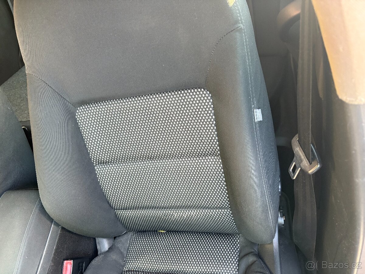 Škoda Octavia Combi 2,0 / 103 kW DSG - 11