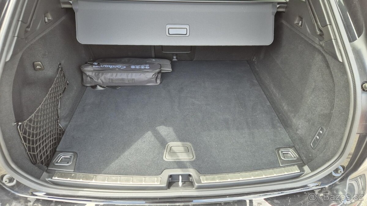 VOLVO XC60 2.0 AWD aut. Ultimate Black Edition - 11