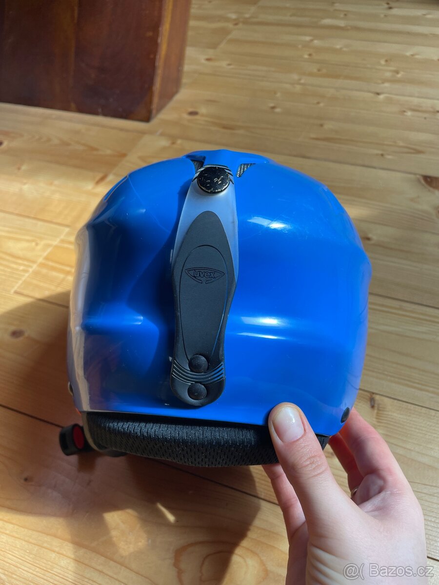 Dětská helma na lyžování UVEX - 11