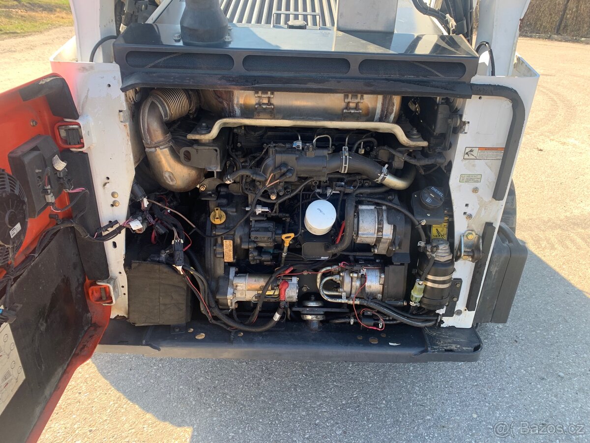 Bobcat T870 + wheel saw WS24 - 11