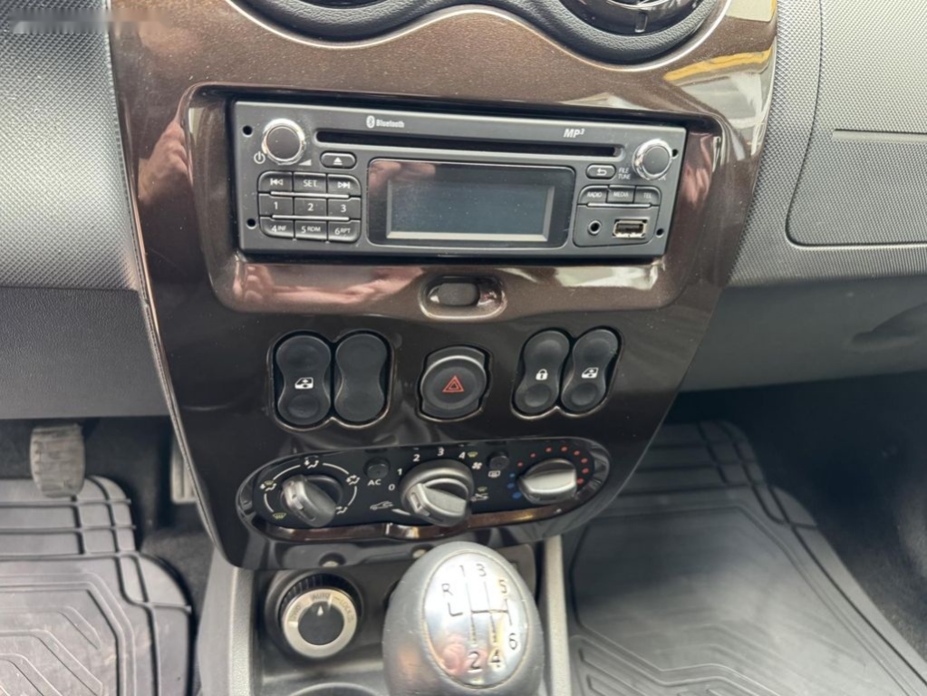 Dacia Duster,1.6i 77kW 4x4 - 11