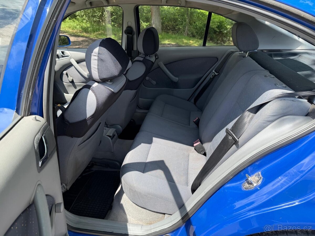 Octavia 1.6i 74kw - 11