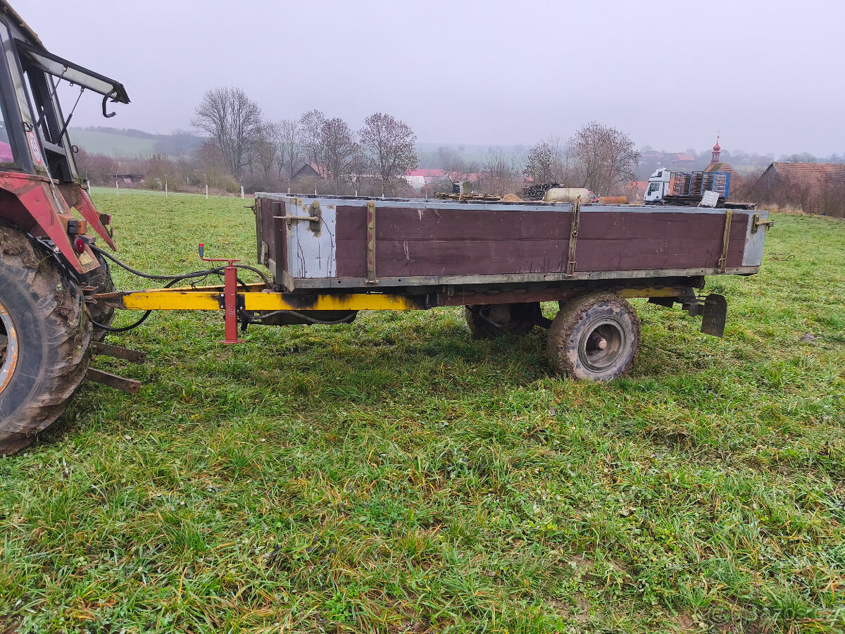 Přívěs za traktor, třístranný sklápěč,nosnost 4-5 tun, návěs - 11