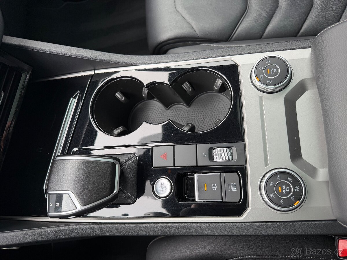 VW Touareg 3.0tdi 210 kw,3x Rline, Webasto, Vzduch, Dinaudio - 11
