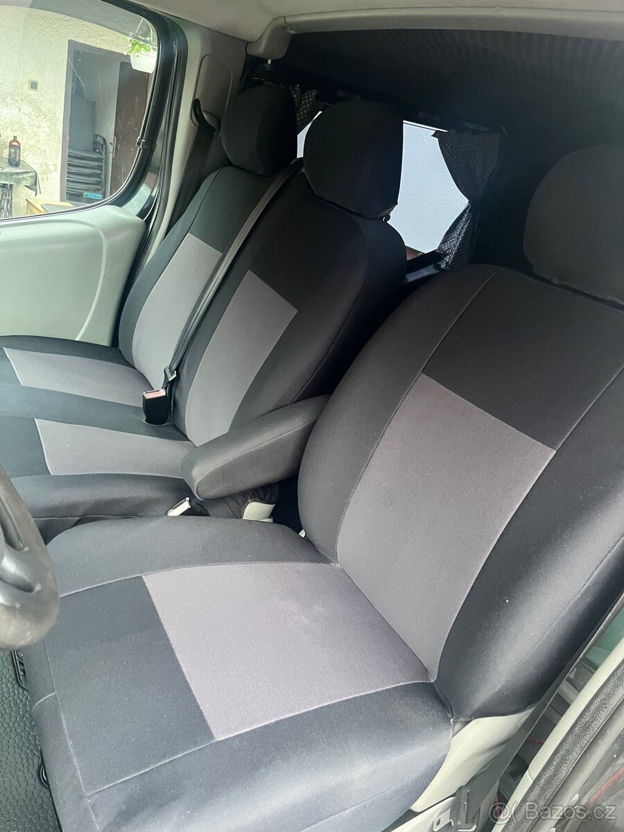 Trafic 2.0DCI spaní, kempování, zatepleno, topení. - 11