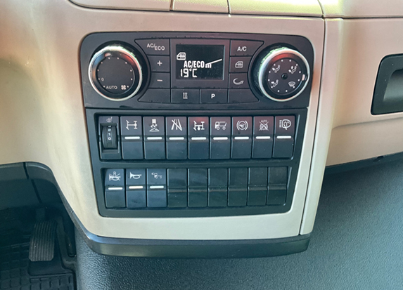 MAN TGL 12.250 - odtahové vozidlo - 11